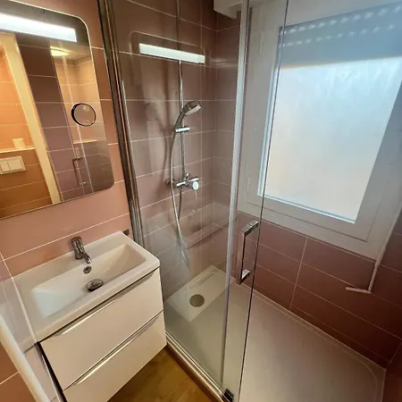 En Bord De * Antibes