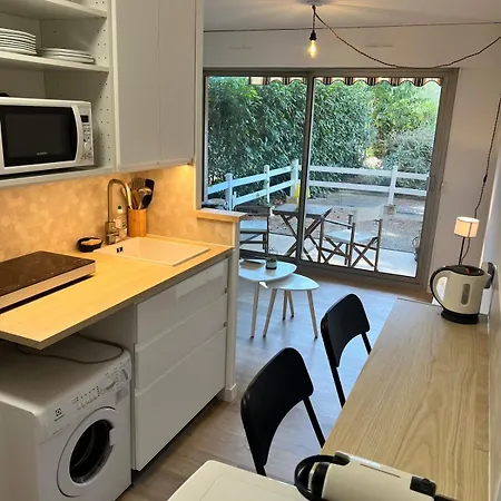 En Bord De Apartman Antibes